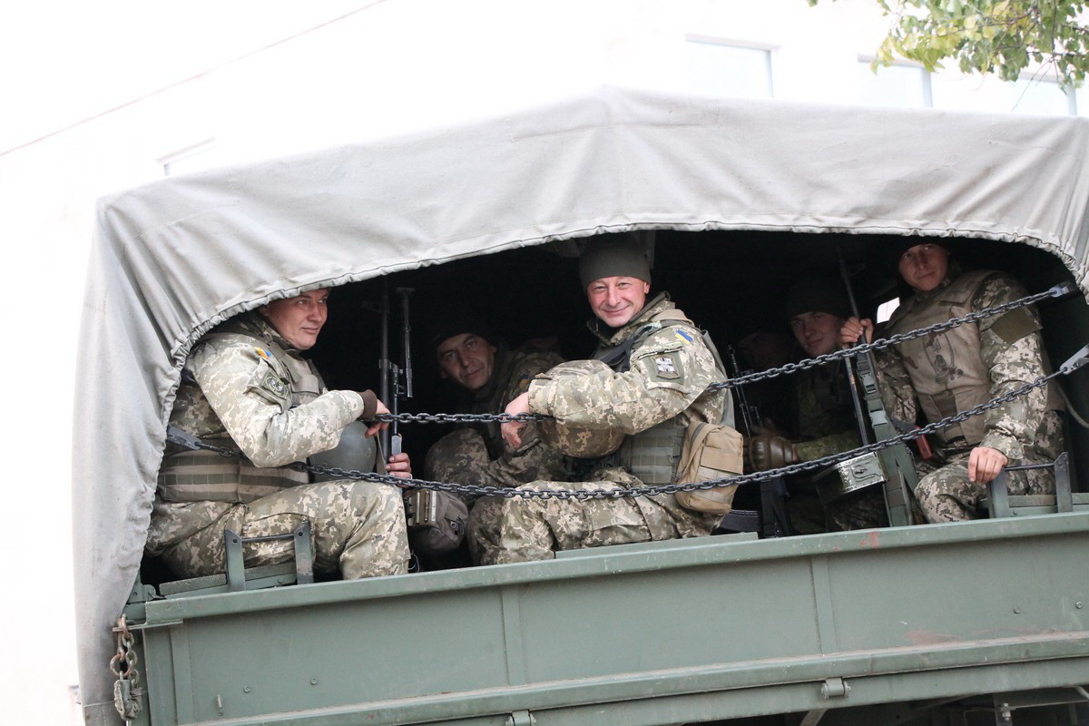 Фоторепортаж із зустрічі морських піхотинців, які повернулися із зони АТО