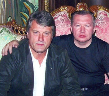 Экс-председатель СБУ Владимир Сацюк в компании с Викторм Ющенко