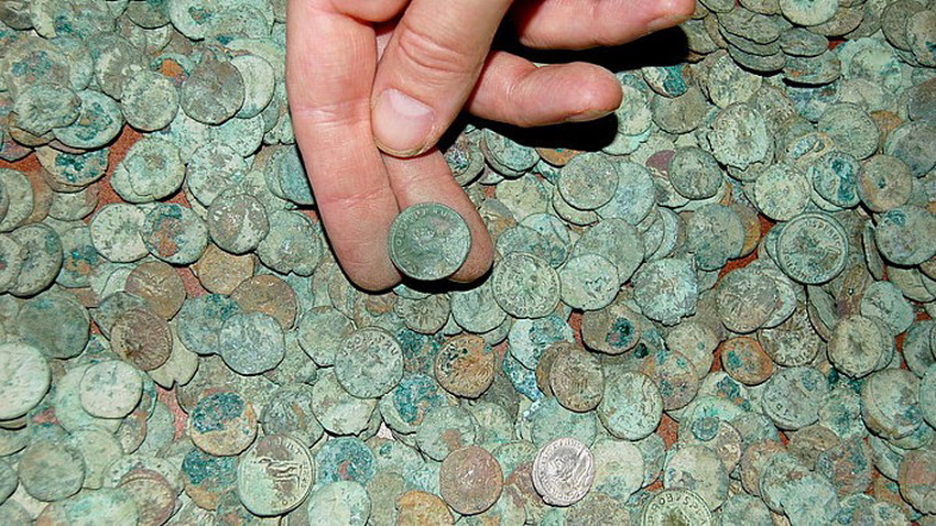 Клад из 50 000 римских монет, датированных 290 годом н.э.