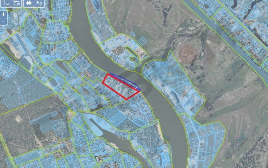 Красной линией обозначен участок Петра Порошенко площадью 3,3 га. Синей – участок в 0,75 га. который в августе 2015-го года Петр Порошенко получил в аренду до 2064 года.