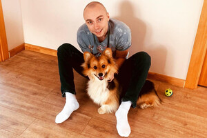 Євробачення-2024: представник Латвії прихистив собаку з Харкова