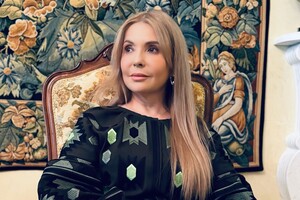 День вишиванки. Юлія Тимошенко вразила розкішним виглядом   