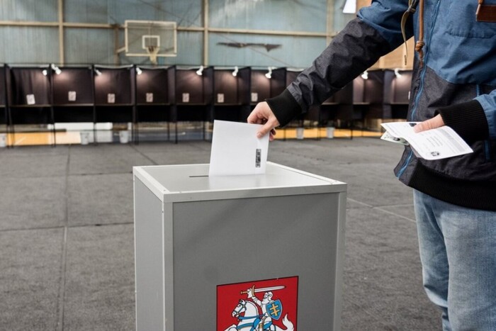 На Литву очікує другий тур виборів президента