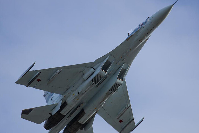Удар по аеродрому «Бельбек». Україна могла пошкодити винищувачі МіГ-31 – Defense Express