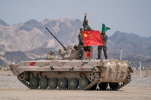 Потім не дивуйтеся китайським танкам у російських бригадах