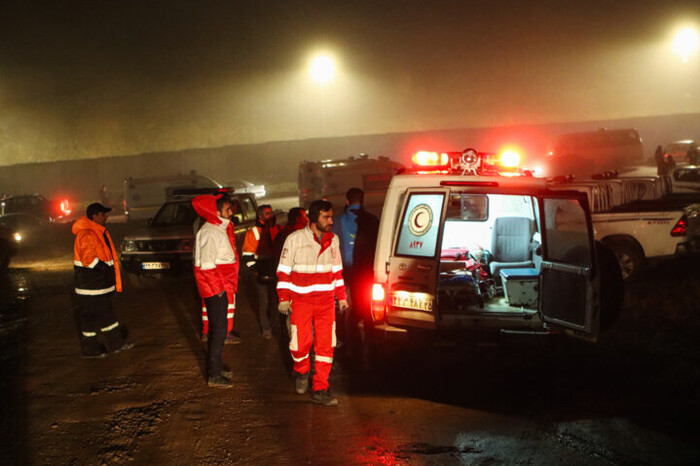 Рятувальники знайшли розбитий гелікоптер президента Ірану