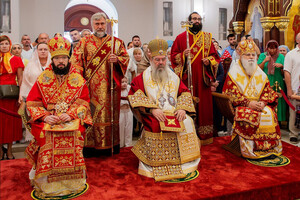 Олігарх Новинський взяв участь у освяченні російського храму на Кіпрі