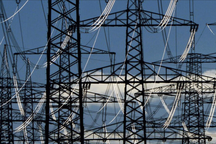 «Укренерго» скасувало відключення електроенергії в усіх областях України до вечора
