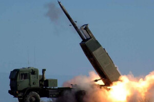 Зброя вже доставлена на передову для українських військових