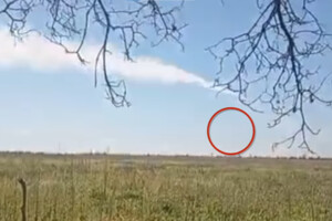 Захисники показали відео збиття ворожого винищувача Су-25 на Донеччині
