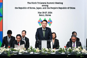 Прем'єр-міністр Китаю, президент Південної Кореї і прем'єр-міністр Японії зустрінуться на переговорах