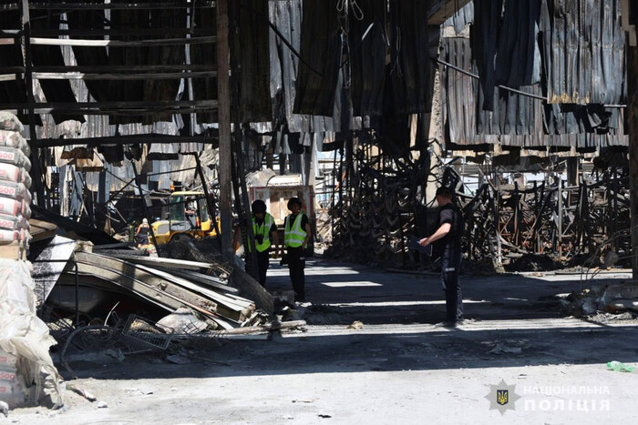 Удар по гіпермаркету в Харкові: поліція ідентифікувала 14 тіл