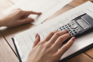 Якщо пенсіонер набув додаткові невраховані 24 місяці стажу станом на 1 квітня 2024-го, із 1 червня буде проведено перерахунок виплати