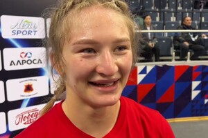 Міжнародна федерація боротьби допустила до рейтингового турніру доньку російського окупанта