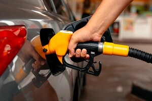 Ціни на бензин і дизель різко зростуть – скільки коштуватиме пальне