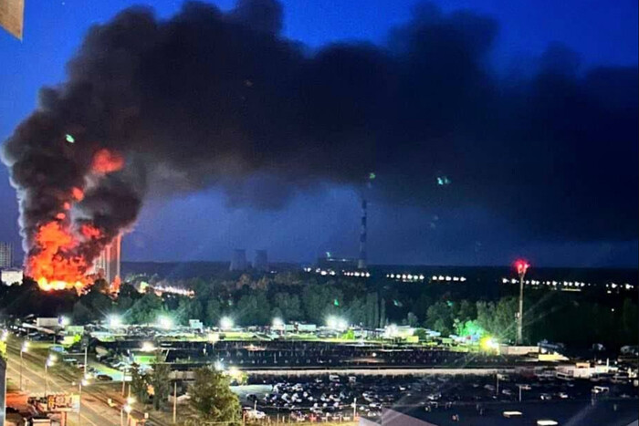 Пожежа в Києві, вибухи у Дніпрі: головне за ніч