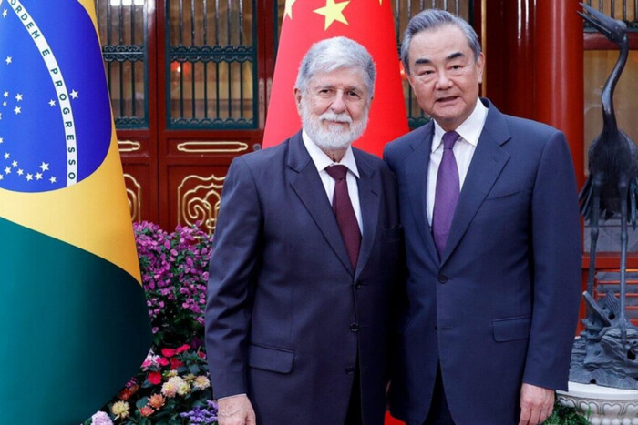 Пекін заявив, що «мирний план» Китаю і Бразилії підтримали понад 20 країн