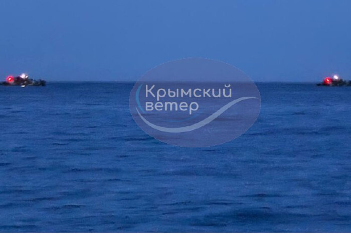 Кораблі РФ у Криму тепер пересуваються у супроводі конвою (фото)