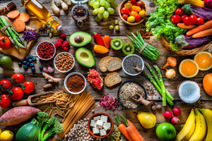 Що корисно їсти за умови підвищеного тиску: дієтологи назвали 7 продуктів