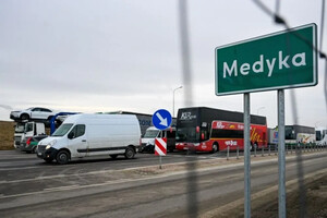 Польські фермери можуть заблокувати рух у напрямку пункту пропуску «Медика»