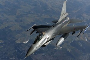 Україна зберігатиме деякі F-16 за кордоном: росіяни відразу пригрозили атакувати їх