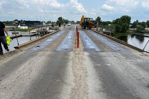 Міст було пошкоджено під час бойових дій на території Київщини