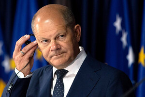 Шольц вважає, що допомога країн G7 – це дуже чітке зобов'язання, яке має надихнути українців робити все необхідне для захисту своєї незалежності