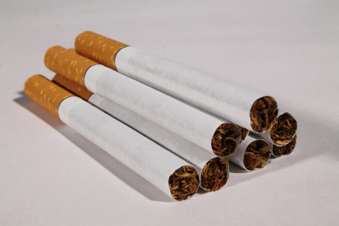 Офіс генпрокурора розказав, як бореться з тіньовим ринком цигарок
