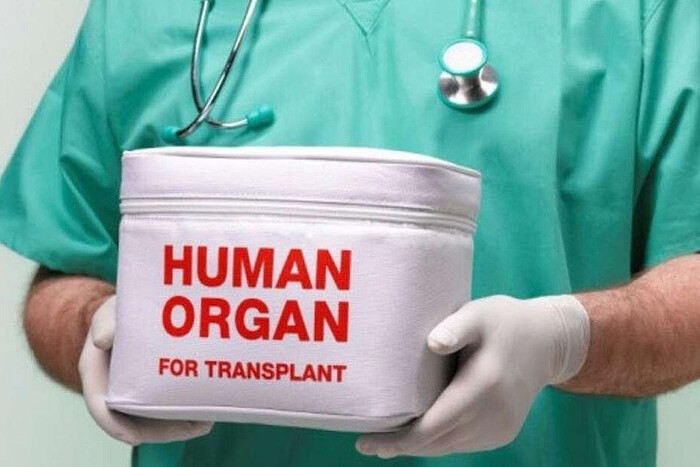 Ексзаступника глави МОЗ затримано за підозрою у незаконній трансплантації органів