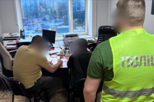 Експосадовці «Київзеленбуду» отримали підозри за розтрату бюджетних 1,3 млн грн