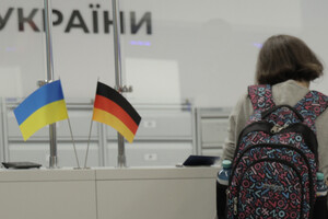 Германия продолжит поддерживать беженцев из Украины