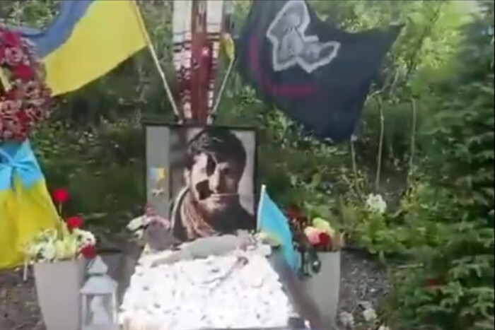 У Києві вандали пошкодили могили Да Вінчі, Джуса та Павла Петриченка (відео)