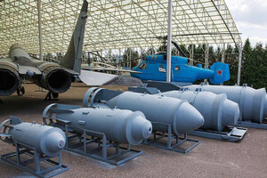 Вражеская армия впервые применила новую бомбу ФАБ-3000 М-54