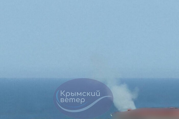 Російська ППО збила ракети над пляжем з відпочивальниками (відео)