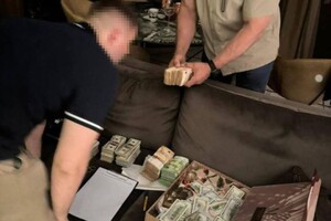 Обшук у нардепа Тищенка: мережу розвеселила коробка для зберігання готівки