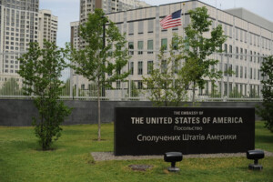 У столичному готелі знайдено мертвим аташе посольства США – ЗМІ