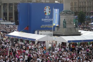 Трьох поранених з фан-зони чемпіонату Європи у Штутгарті відвезли до лікарні