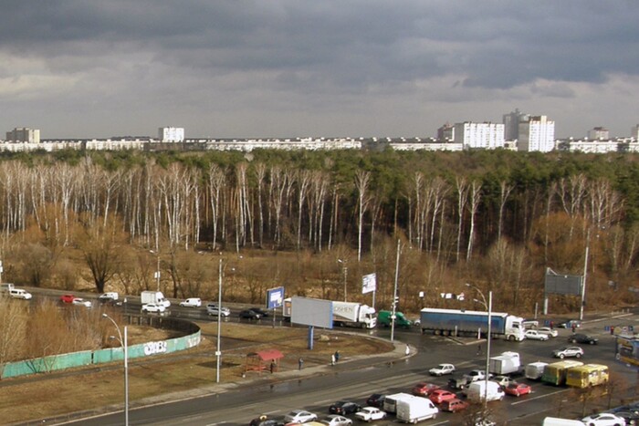 У Києві відбудуться зміни в роботі громадського транспорту та буде обмежено рух на кількох вулицях