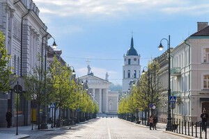 Столиця Литви готується до оборони: мерія оголосила про купівлю «зубів дракона» та план евакуації