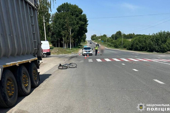 На Київщині сталася ДТП: загинув велосипедист