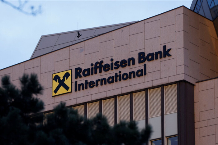 Захід посилив тиск на Raiffeisen Bank через роботу в Росії