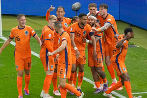 Матч завершився із рахунком 2:1 на користь збірної Нідерландів