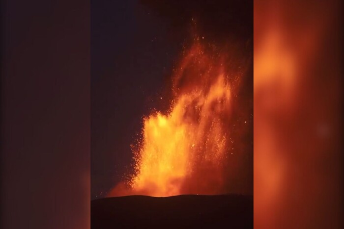 Вулкан Етна знову прокинувся: видовищне відео