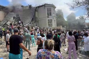 Алла Пугачова засудила атаку на дитячу лікарню в Києві