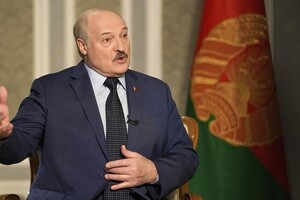 Лукашенко заявив про ліквідацію напруженості на кордоні з Україною та доручив відвести війська