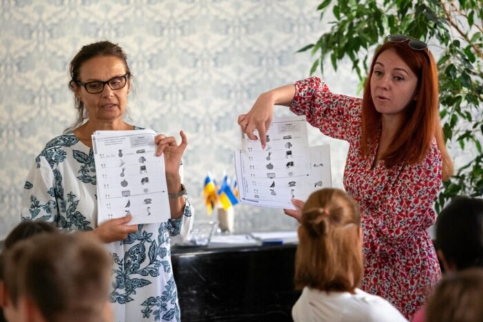 У польських школах стає більше дітей з України: ЗМІ пояснили, що відбувається