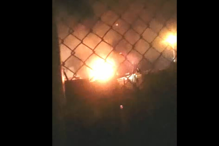 Бійці легіону «Свобода Росії» спалили військову техніку на аеродромі РФ (відео)