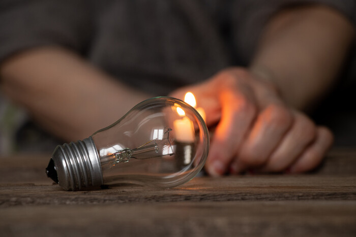 Аварії на енергооб’єктах не дозволяють покращити ситуацію з відключеннями світла – «Центр Разумкова»