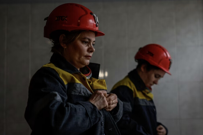 В Україні вже працюють майже 500 жінок-шахтарів
