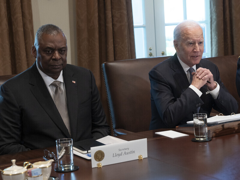 Президент США Джо Байден відзначив, що його призначення чорношкірих керівників на вищі державні посади зустріло багато критики